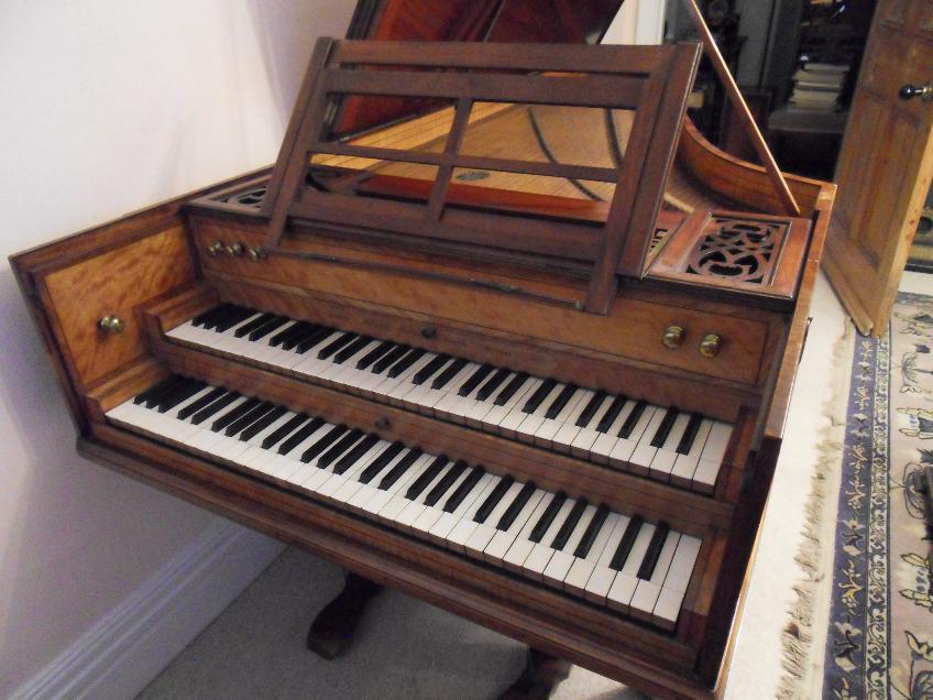 Mini harpsichord hotsell
